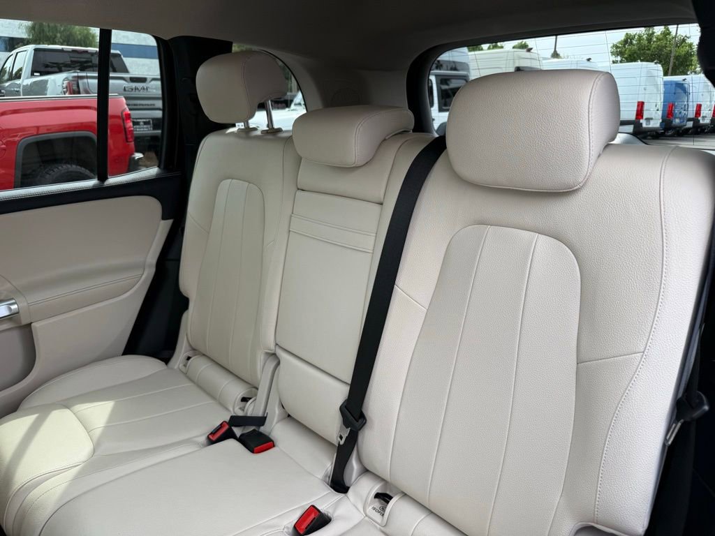 Certified 2022 Mercedes-Benz GLB 250 4MATIC image 13