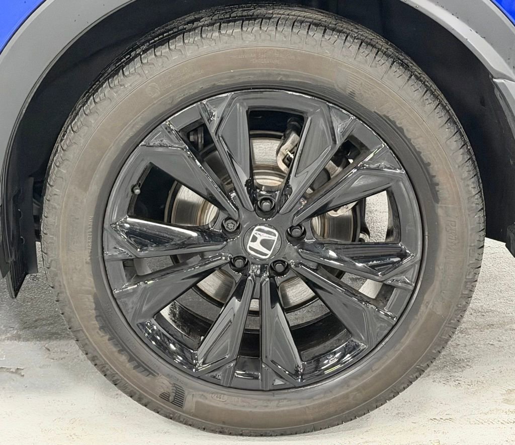 Used 2025 Honda CR-V Sport Touring image 8