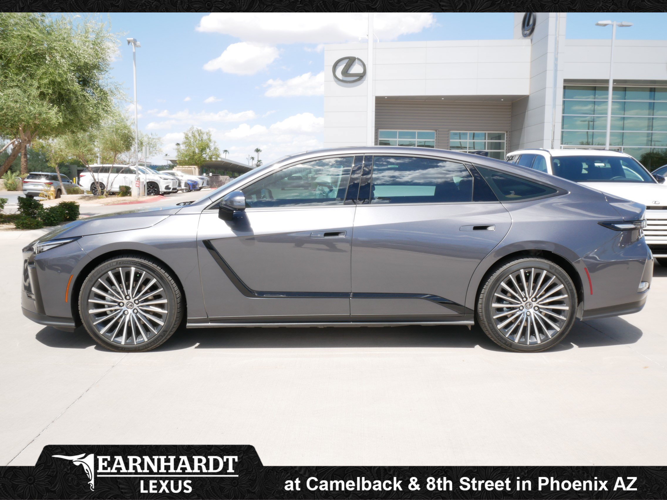New 2026 Lexus ES 350e w/ Accessory Package (Z2) FWD image 3