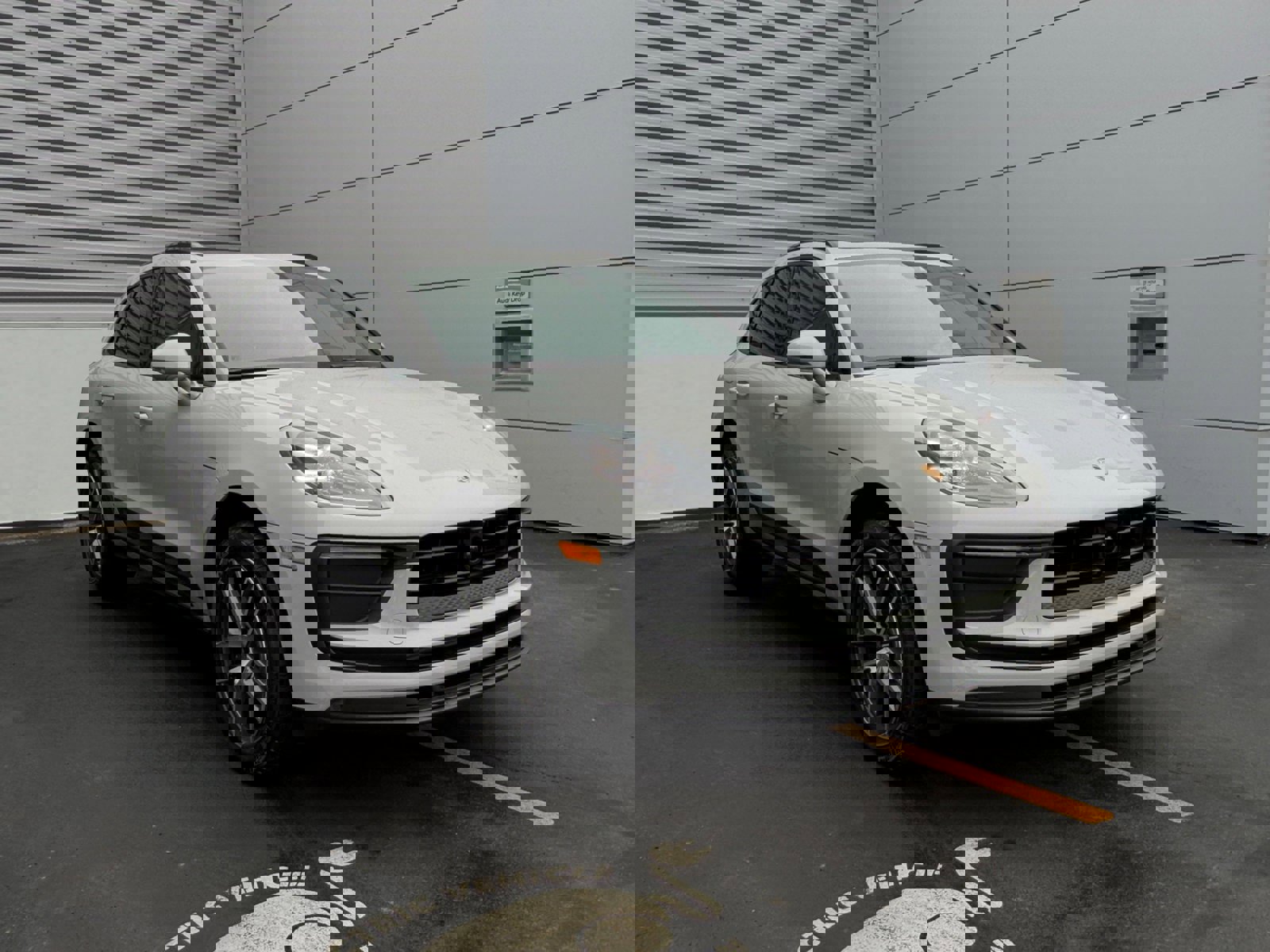 New 2026 Porsche Macan image 5