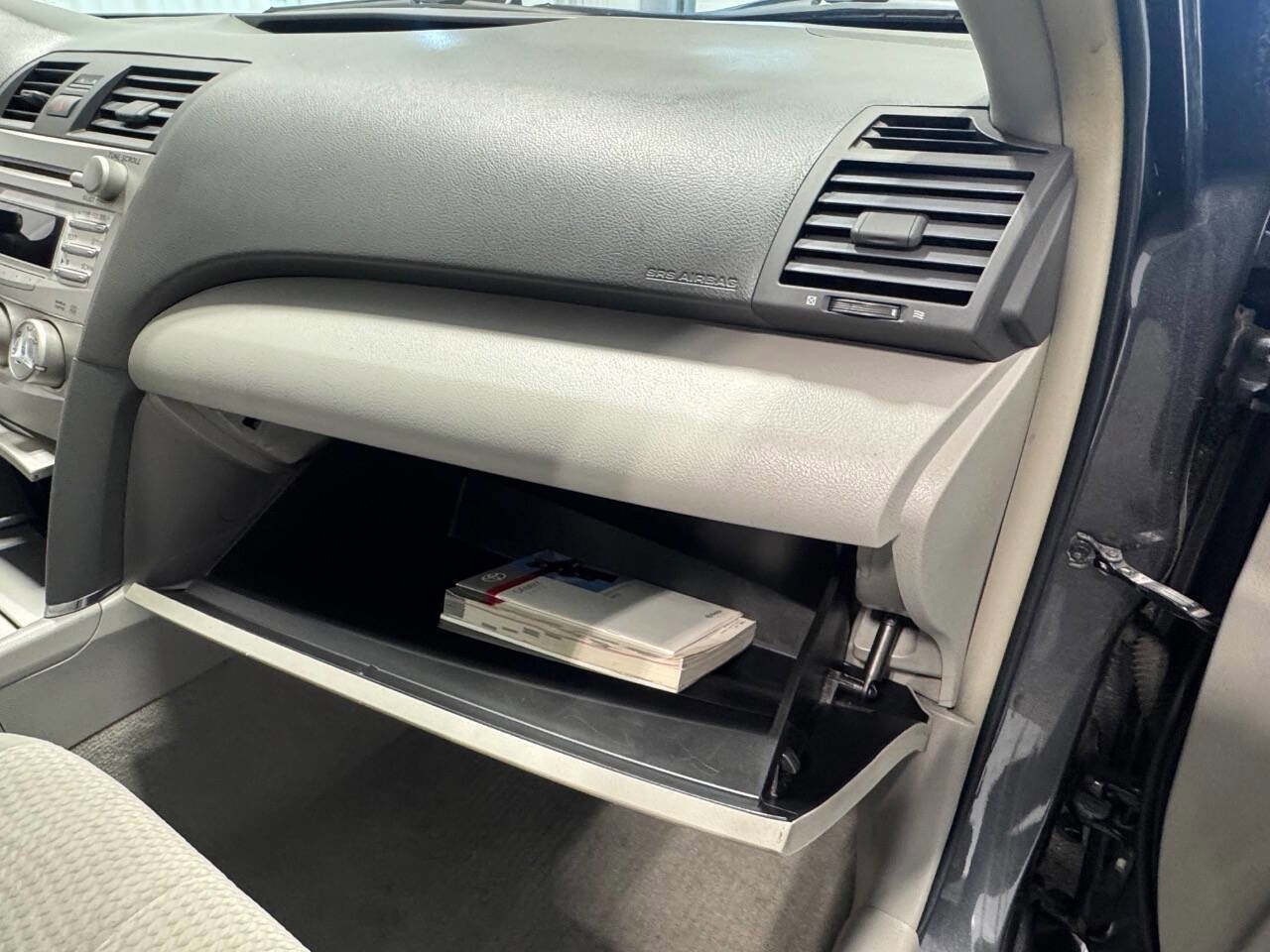 Used 2011 Toyota Camry LE w/ LE Extra-Value Pkg image 18