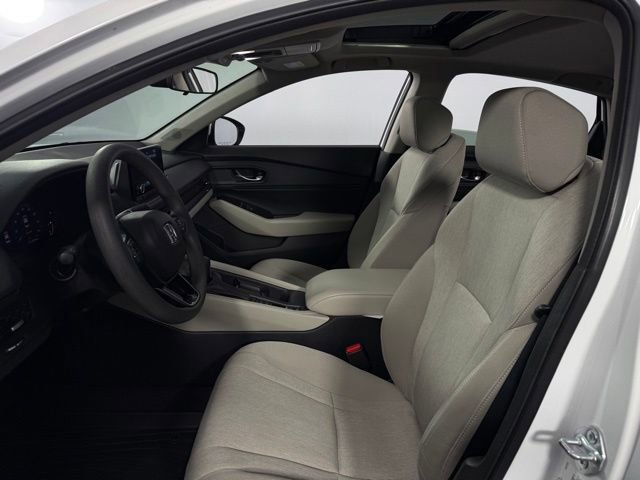 Used 2023 Honda Accord EX image 38