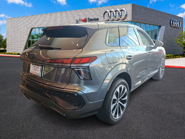New 2026 Audi Q3 quattro 2.0T AWD/4WD image 4