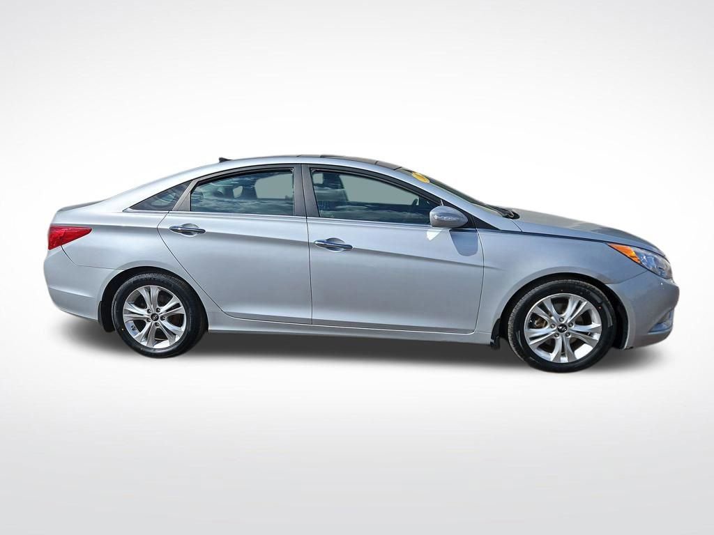 Used 2012 Hyundai Sonata Limited FWD image 6