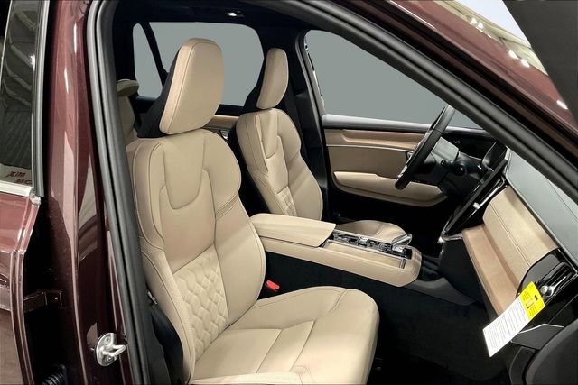New 2026 Volvo XC90 B5 Core image 12