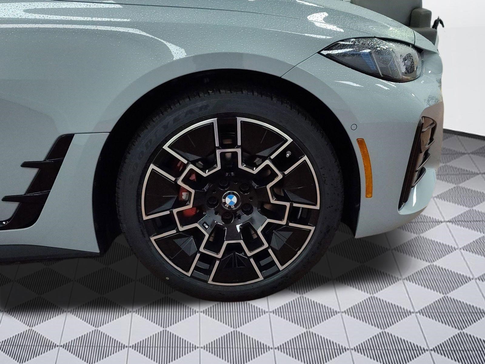 New 2026 BMW i4 xDrive40i w/ M Sport Package image 11