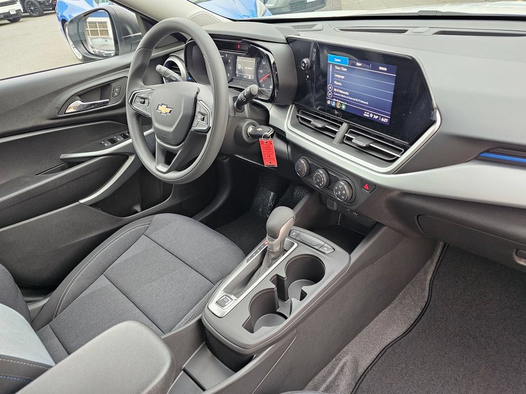 New 2026 Chevrolet Trax LS FWD image 11