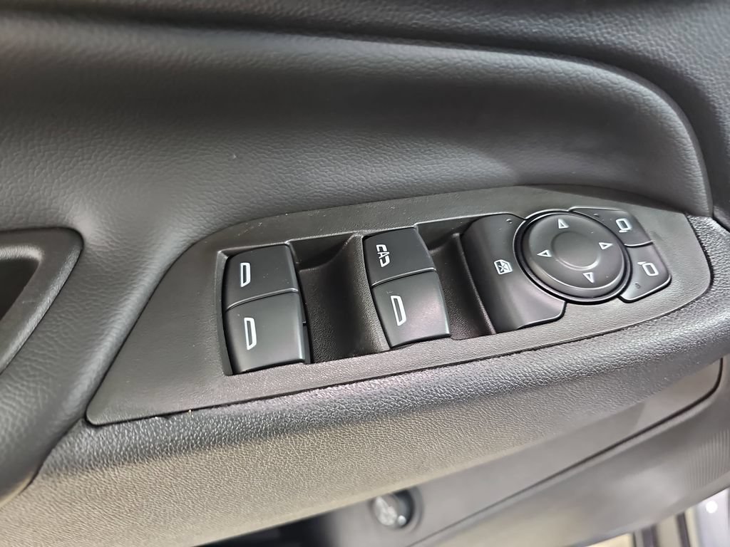 Certified 2024 Chevrolet Equinox LT w/ LPO, Floor Liner Package AWD/4WD image 33