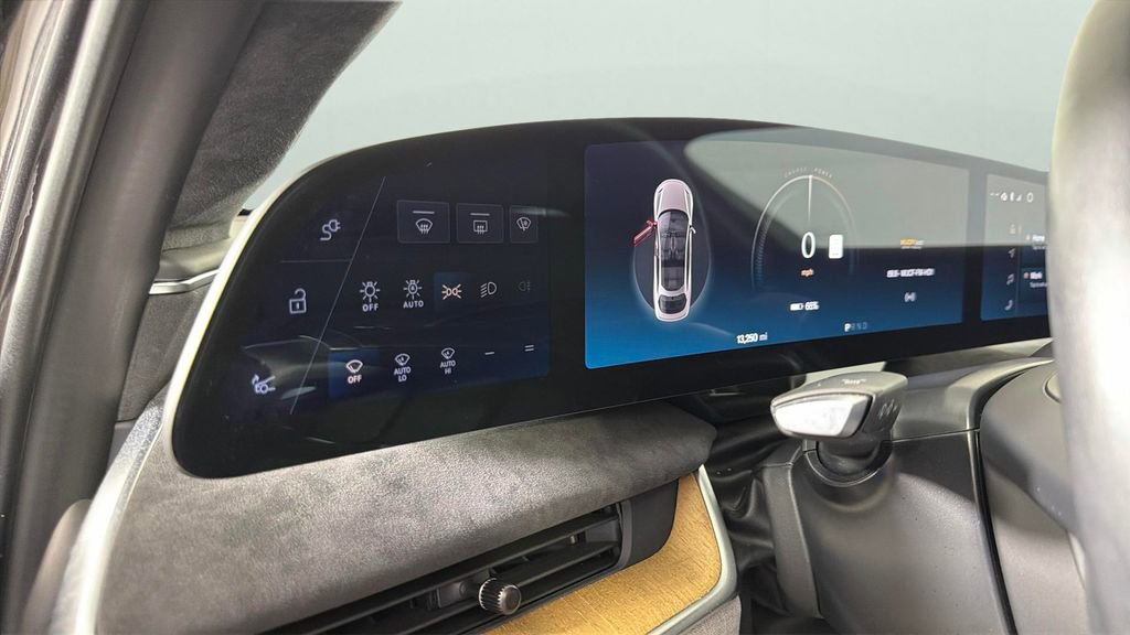 Used 2023 Lucid Air Grand Touring image 19