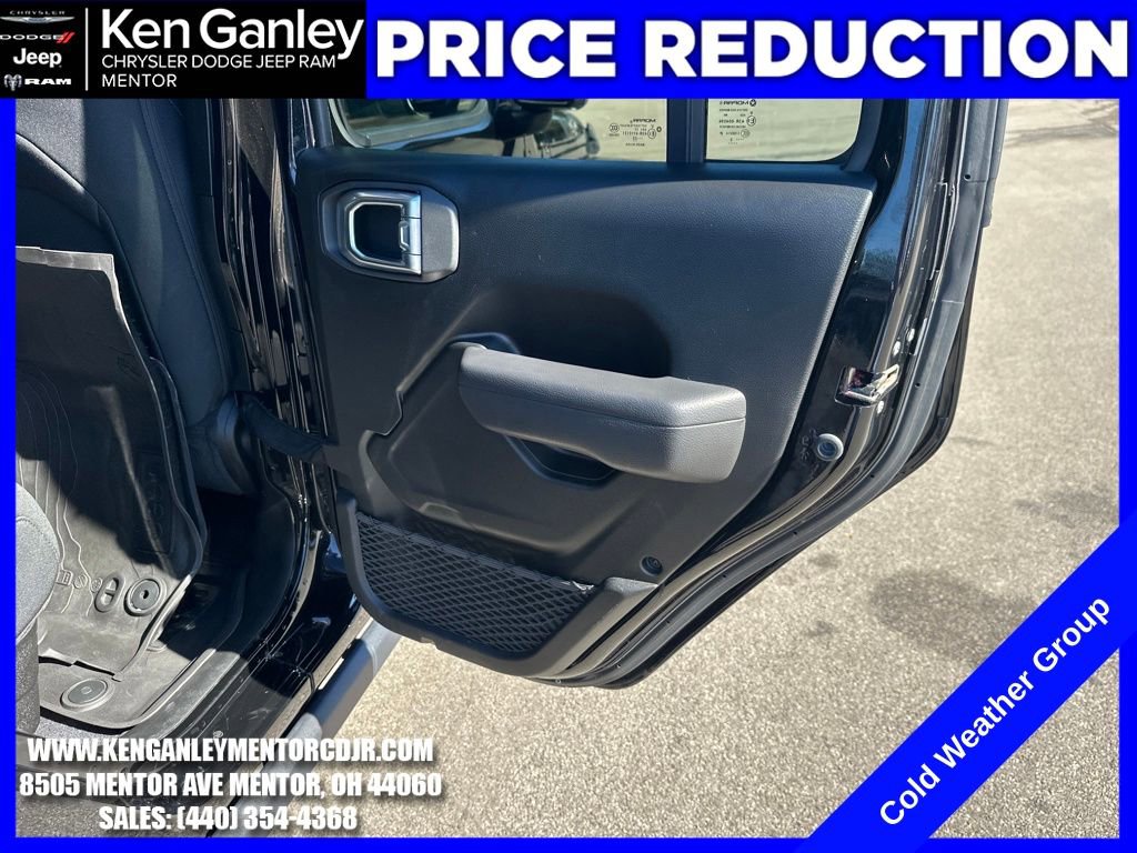 Certified 2022 Jeep Gladiator Willys image 23