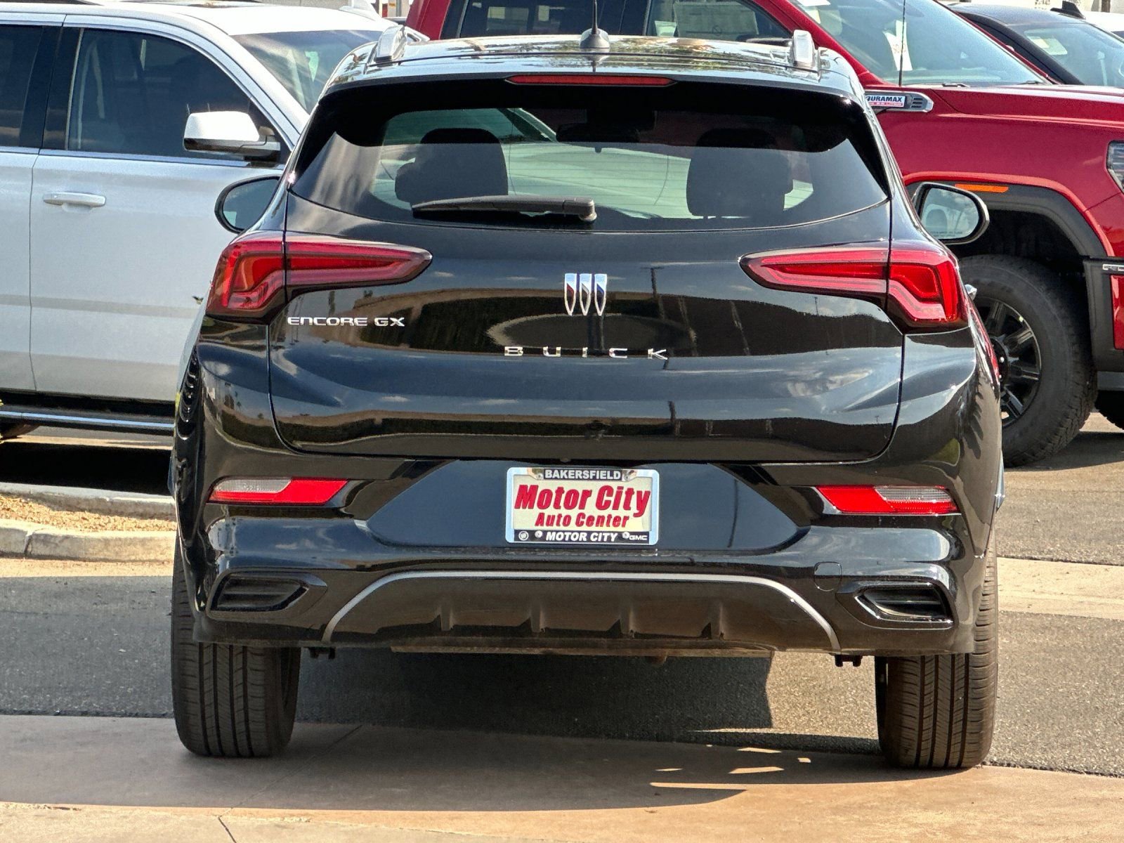 New 2025 Buick Encore GX Sport Touring image 5