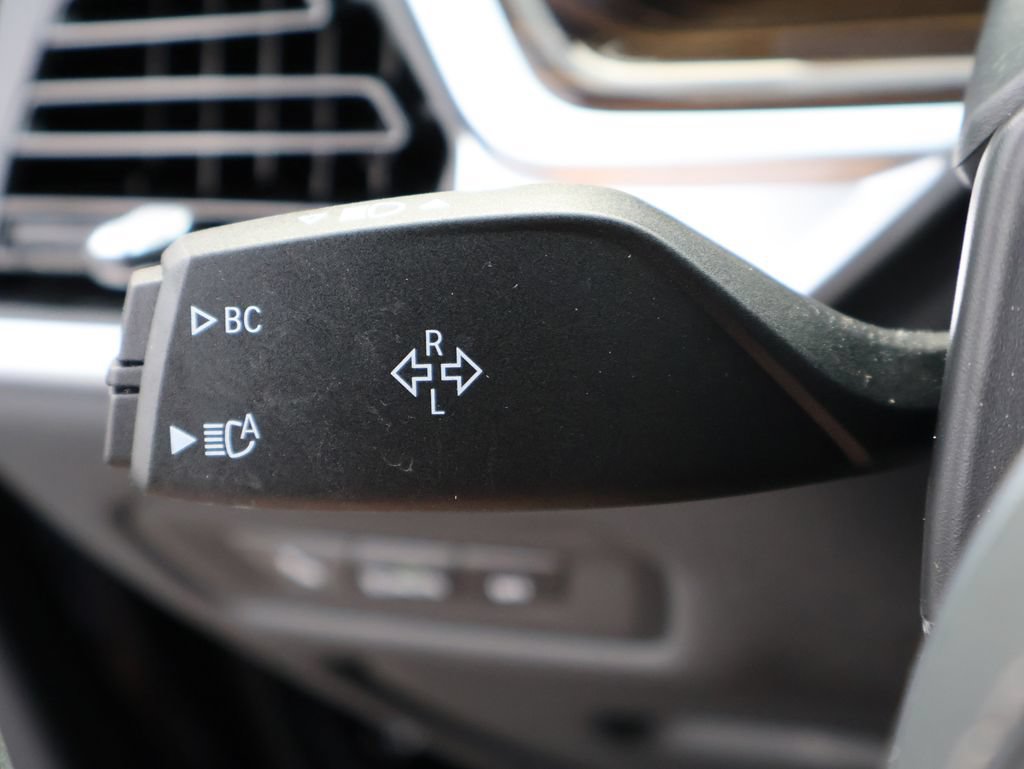 Used 2026 BMW X5 xDrive40i AWD/4WD image 32