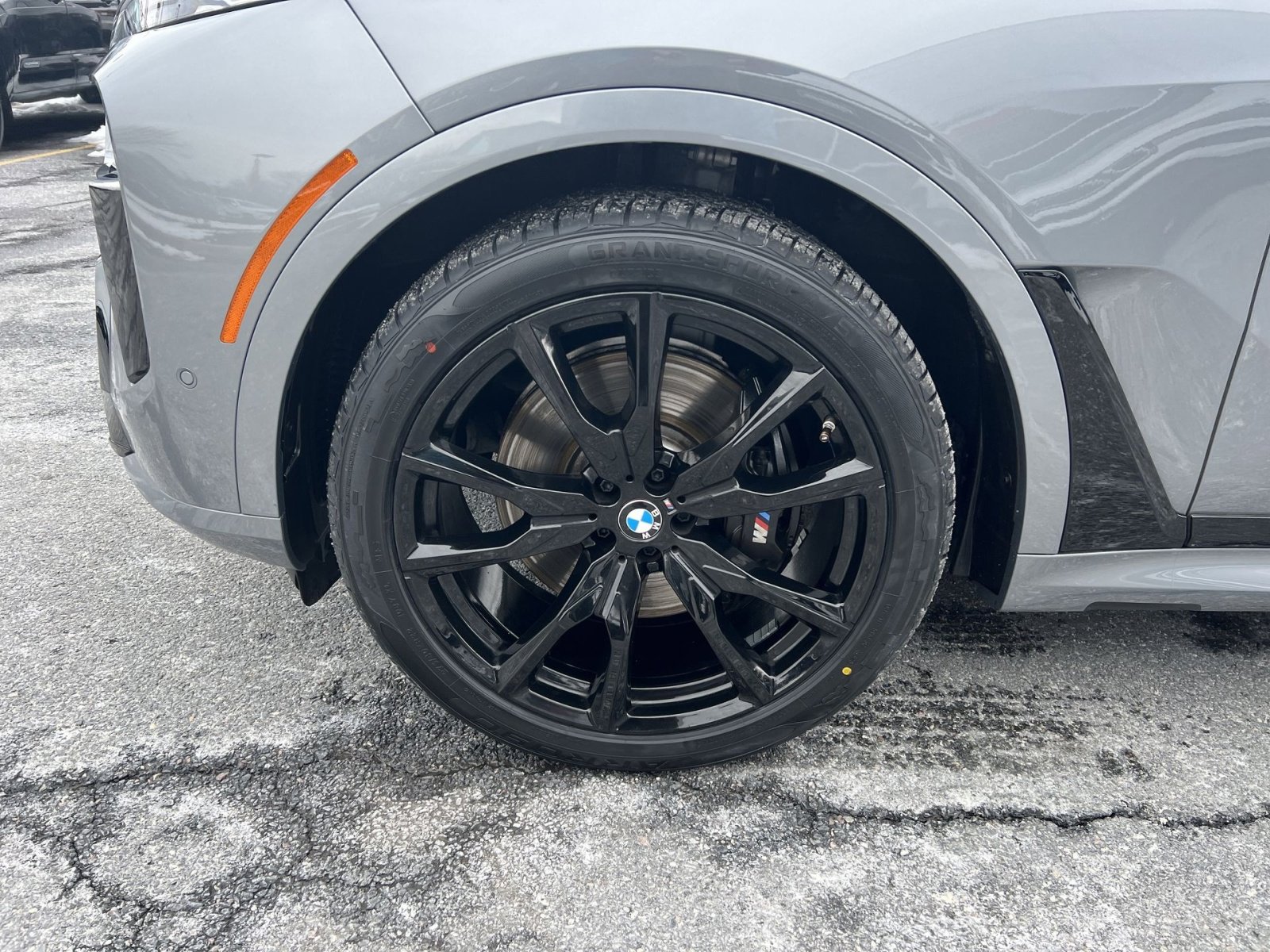 Used 2024 BMW X7 M60i w/ Executive Package image 12