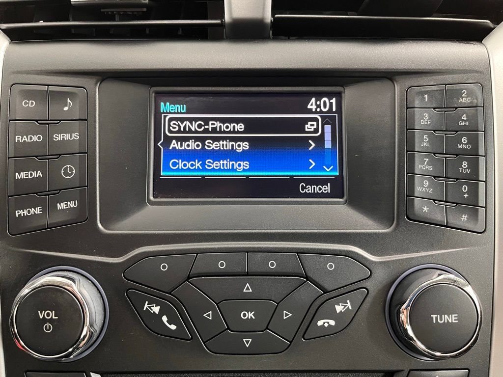 Used 2015 Ford Fusion SE w/ Equipment Group 201A FWD image 13