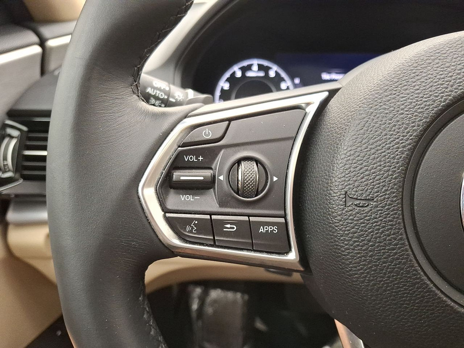 Used 2020 Acura RDX AWD w/ Technology Package image 17