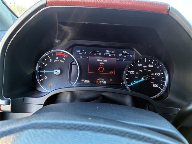 Used 2022 Ford F350 Platinum w/ Tremor Off-Road Package image 27