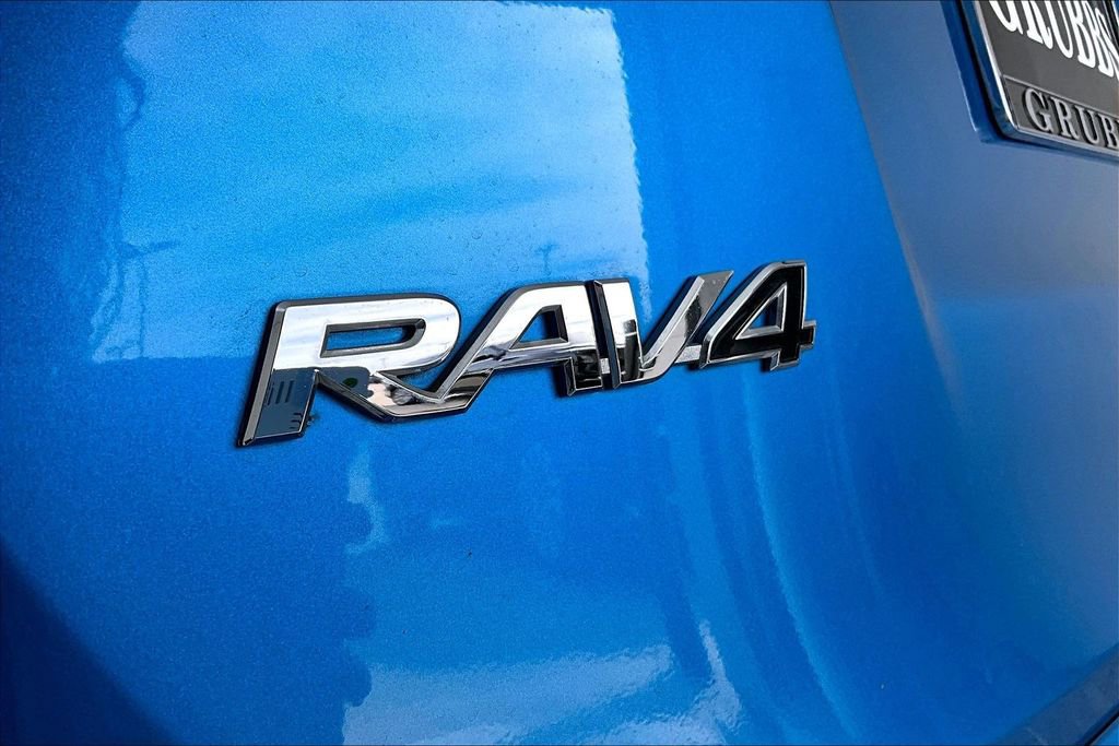 Used 2017 Toyota RAV4 Limited image 39