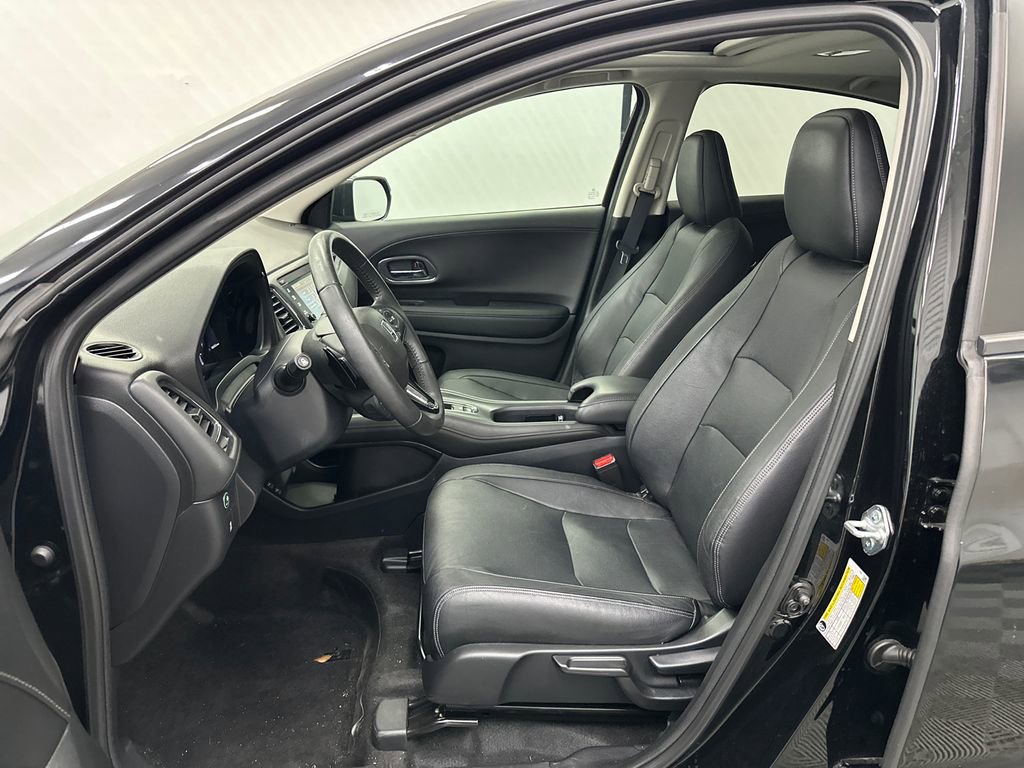 Used 2021 Honda HR-V EX-L image 9