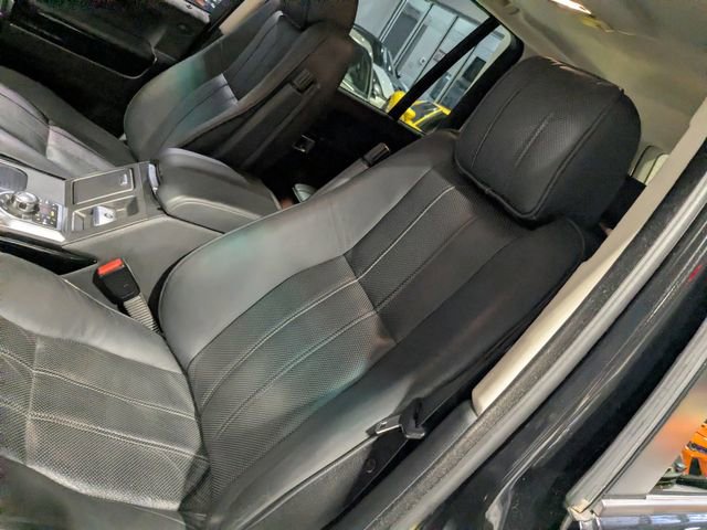 Used 2012 Land Rover Range Rover HSE LUX w/ Luxury Interior Pkg AWD/4WD image 26