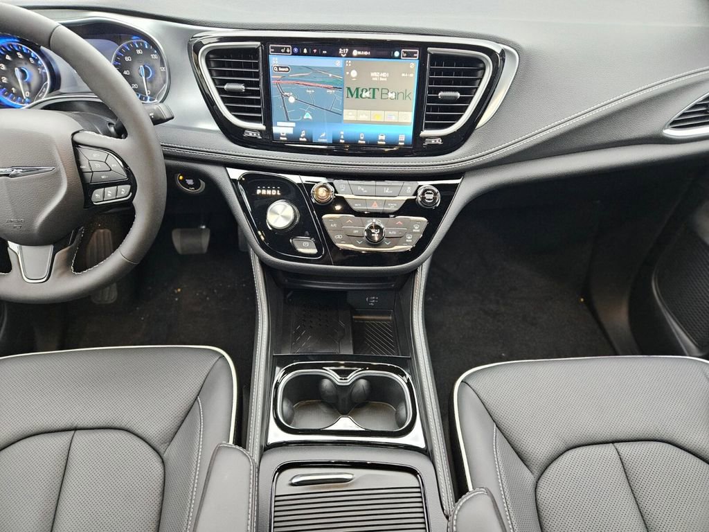 New 2026 Chrysler Pacifica Limited w/ S Appearance Package image 12