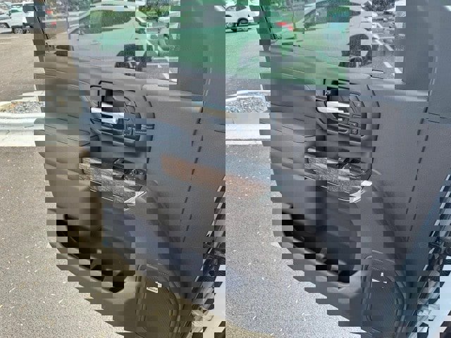 Used 2020 GMC Sierra 3500 Denali w/ Denali Ultimate Package image 16