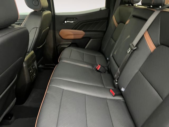 Used 2024 GMC Canyon AT4 w/ AT4 Premium Package image 13