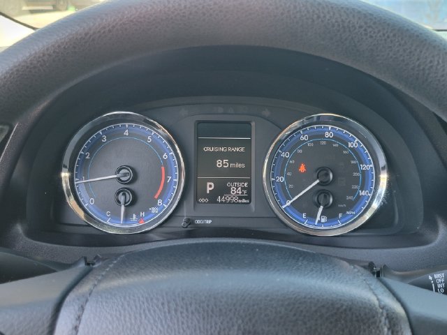 Used 2019 Toyota Corolla LE FWD image 9