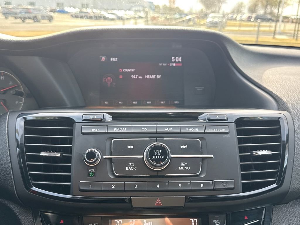 Used 2017 Honda Accord Sport image 23