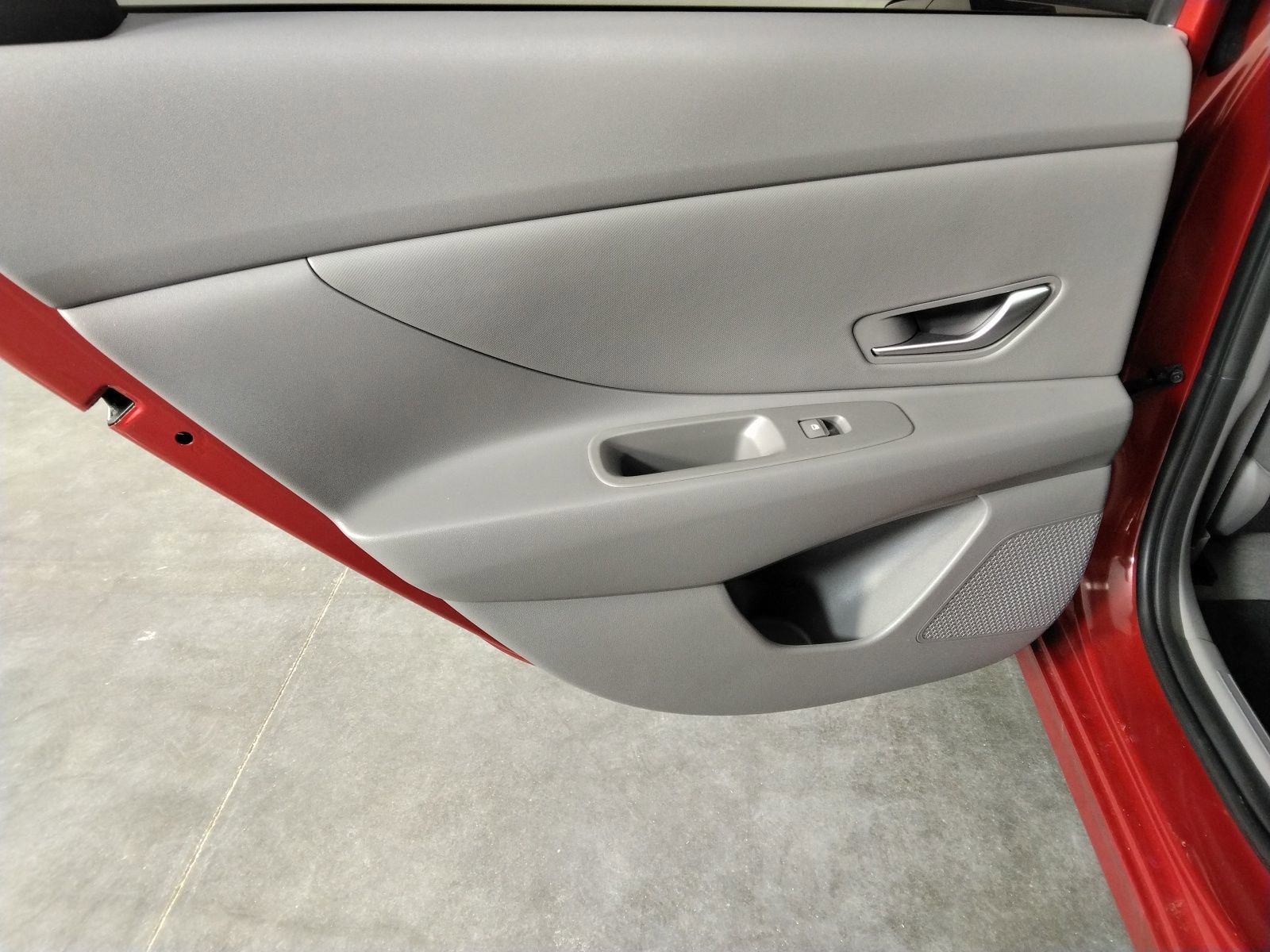 Used 2023 Hyundai Elantra SEL w/ Convenience Package image 24