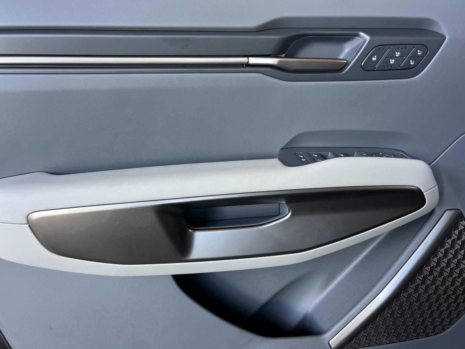 New 2026 Kia EV9 Wind image 10