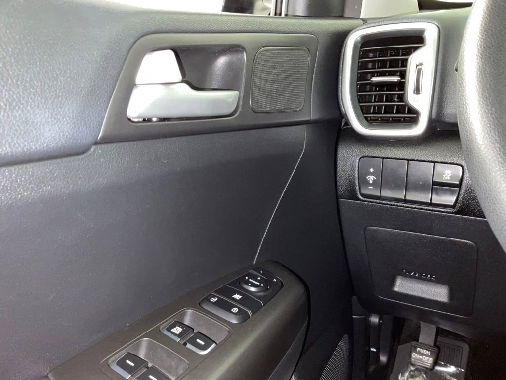 Used 2017 Kia Sportage LX w/ LX Popular Package FWD image 20