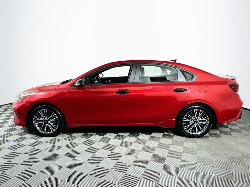 Used 2024 Kia Forte GT-Line FWD image 4