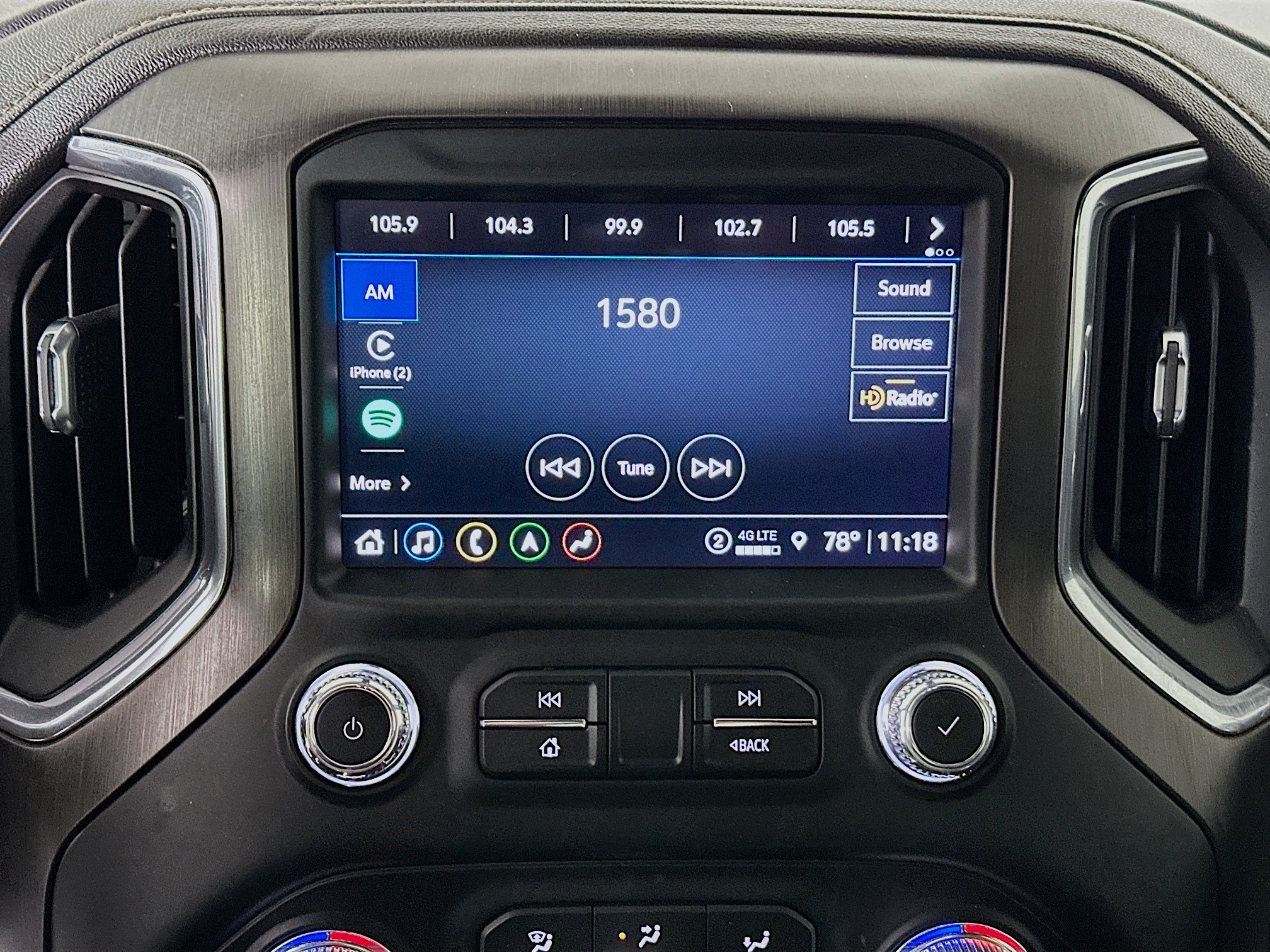 Used 2021 GMC Sierra 1500 AT4 w/ AT4 Premium Package AWD/4WD image 24