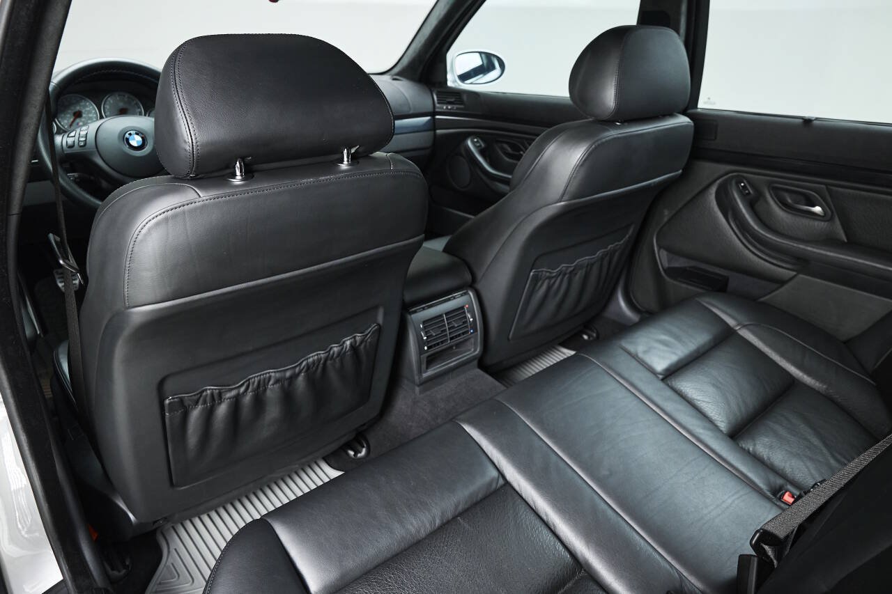 Used 2003 BMW M5 RWD image 76