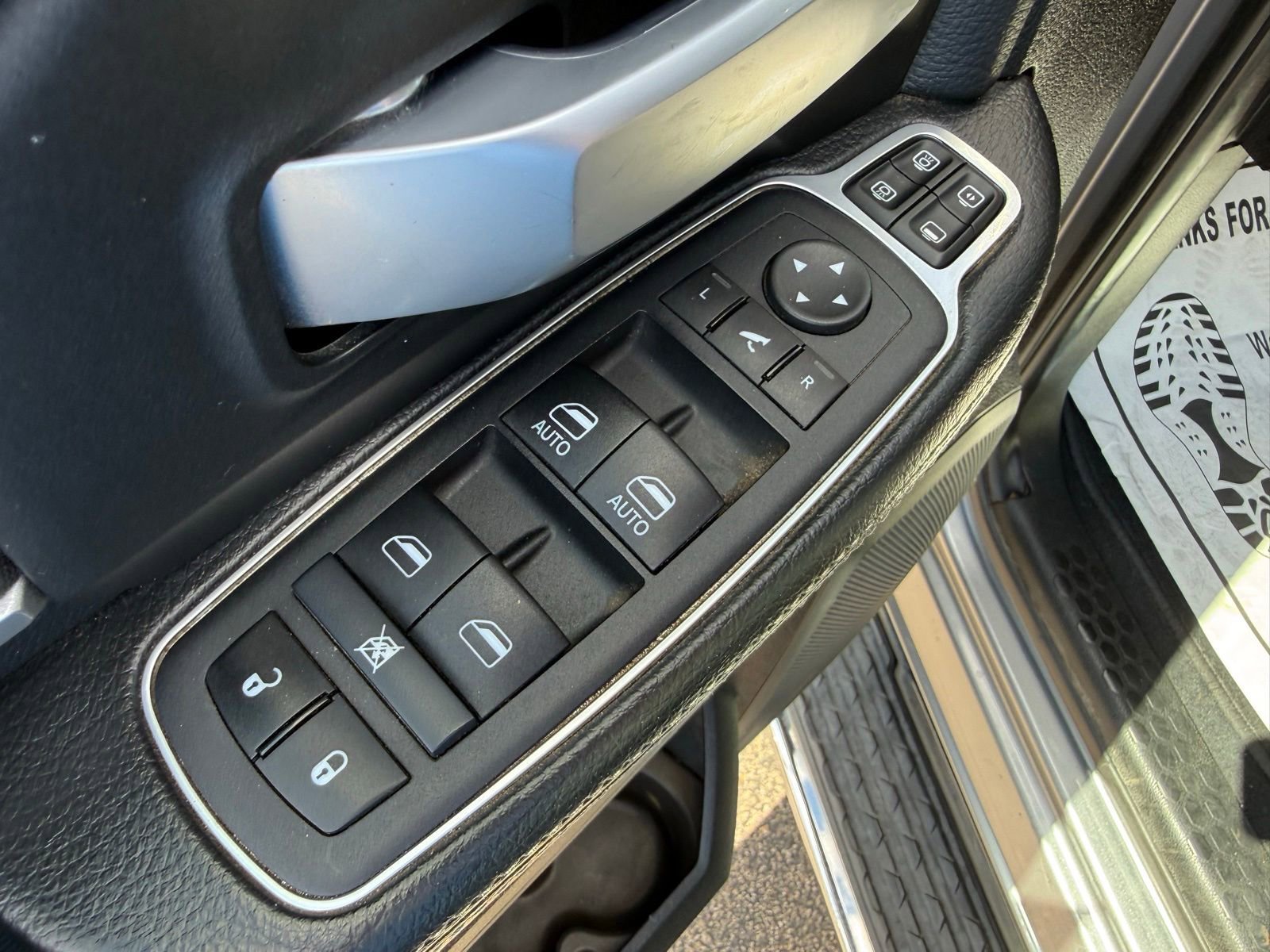 Used 2024 RAM 2500 Big Horn image 12