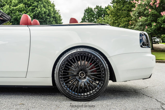 Used 2016 Rolls-Royce Dawn RWD image 5