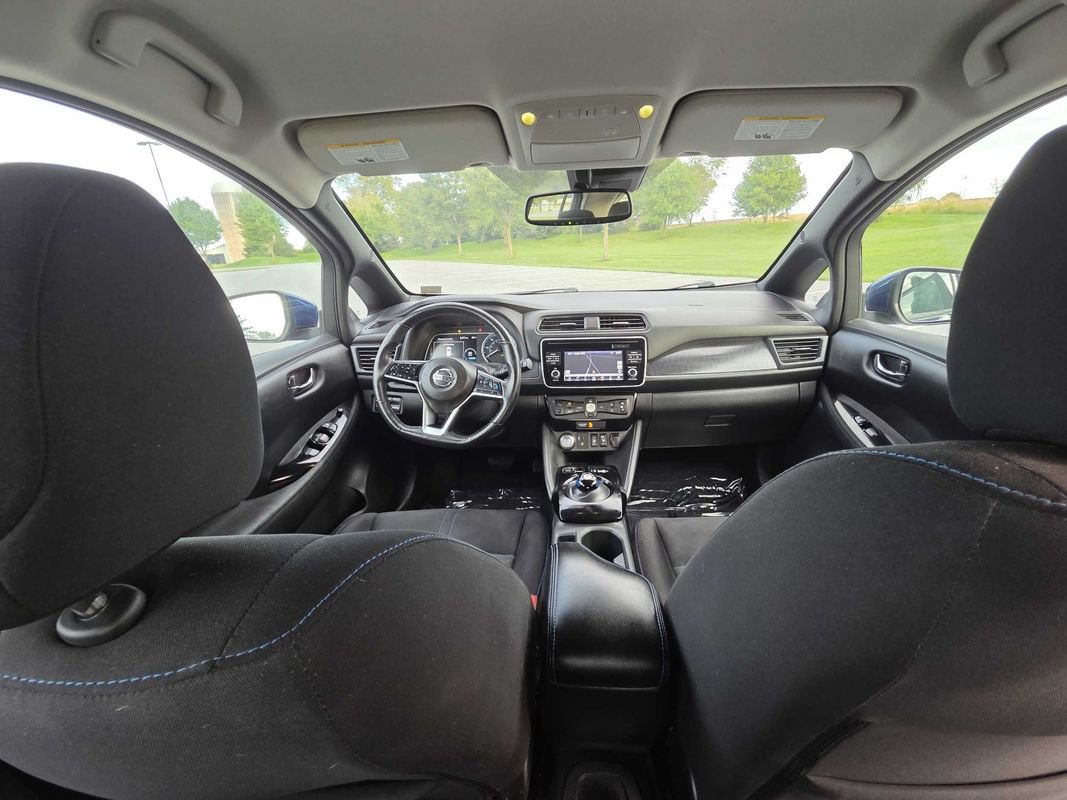 Used 2019 Nissan Leaf SV w/ SV Technology Package FWD image 15