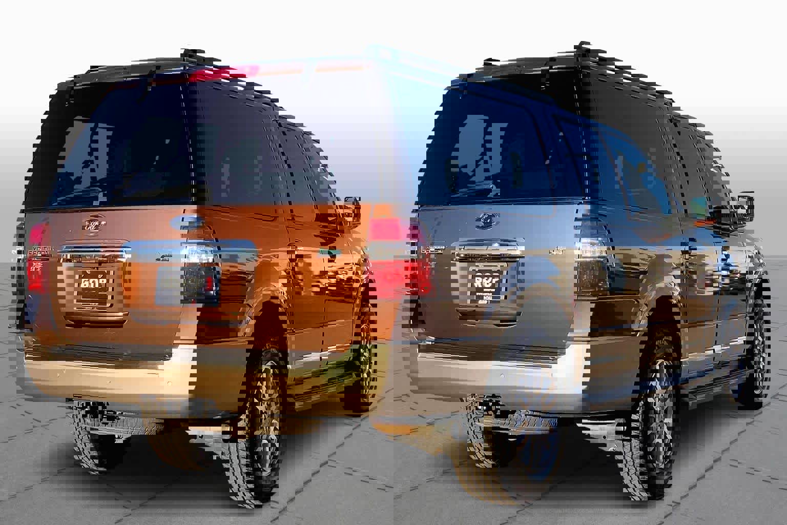 Used 2012 Ford Expedition EL XLT image 12