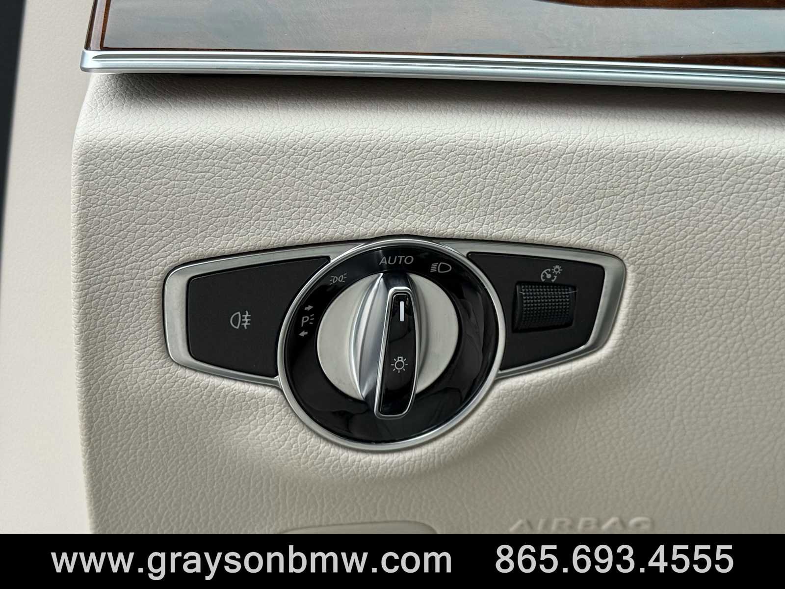 Used 2019 Mercedes-Benz E 300 4MATIC w/ Premium 1 Package image 25