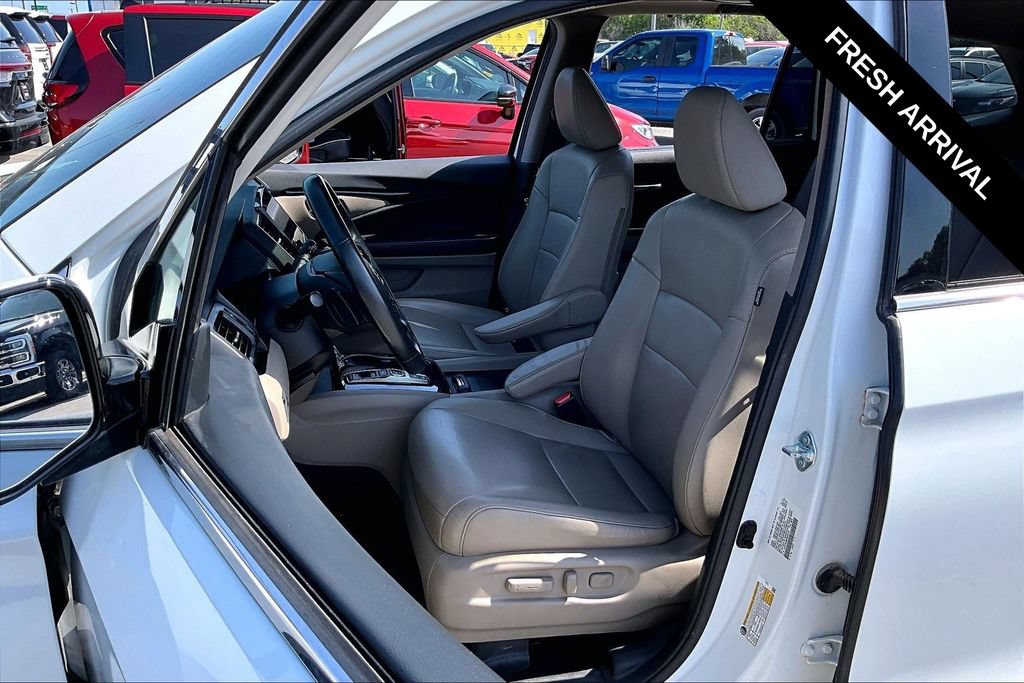 Used 2021 Honda Pilot Touring image 21