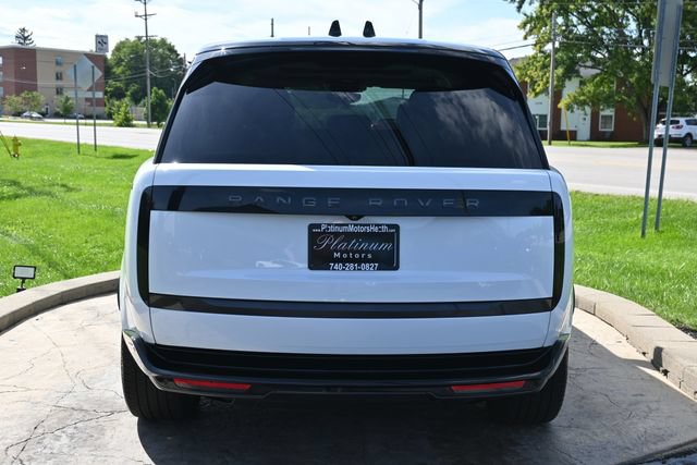 Used 2025 Land Rover Range Rover SE AWD/4WD image 6