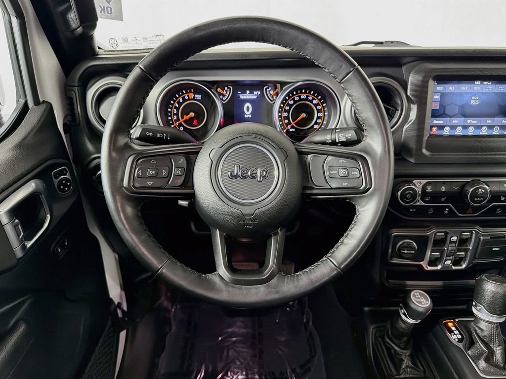 Used 2022 Jeep Gladiator Sport AWD/4WD image 11