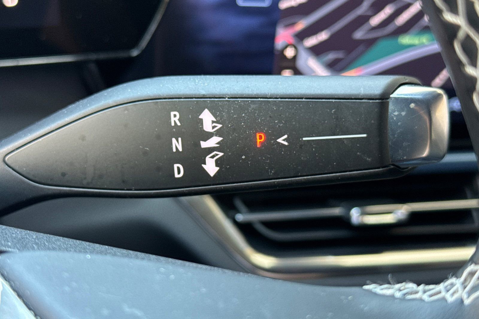Used 2025 Chevrolet Equinox EV LT w/ Convenience Package FWD image 31