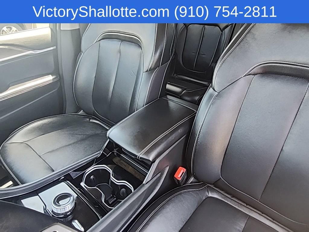 Used 2022 Jeep Grand Cherokee L Limited AWD/4WD image 24