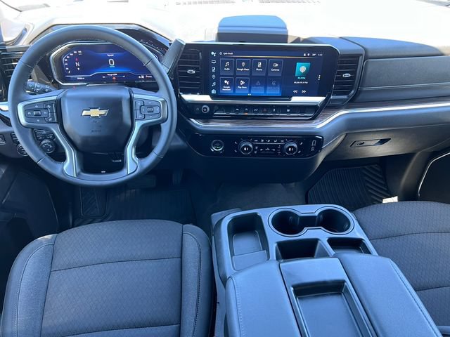 Used 2024 Chevrolet Silverado 1500 LT AWD/4WD image 2