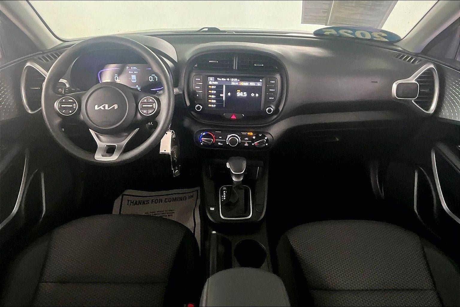 Used 2025 Kia Soul LX FWD image 7