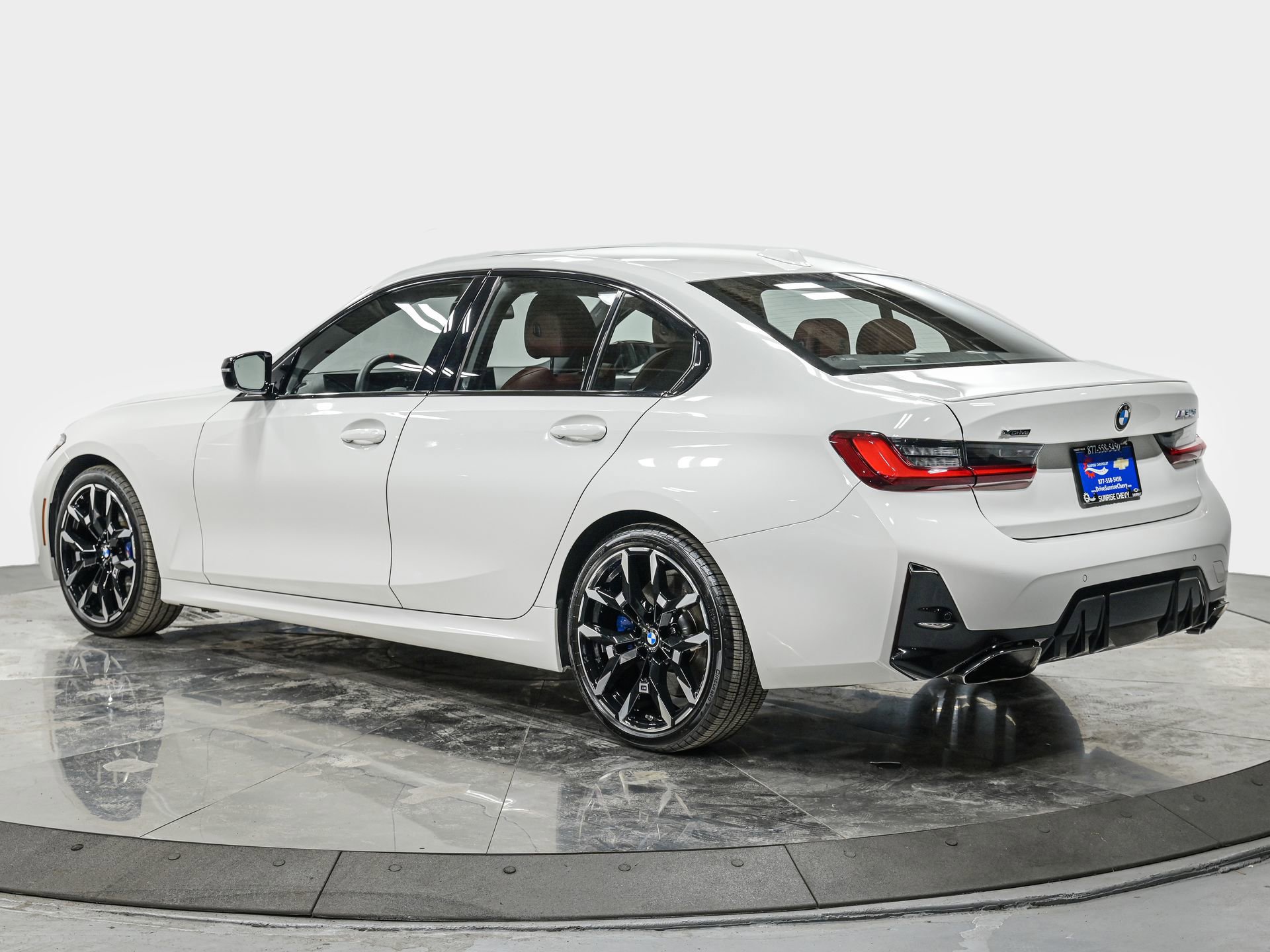 Used 2025 BMW M340i xDrive image 4