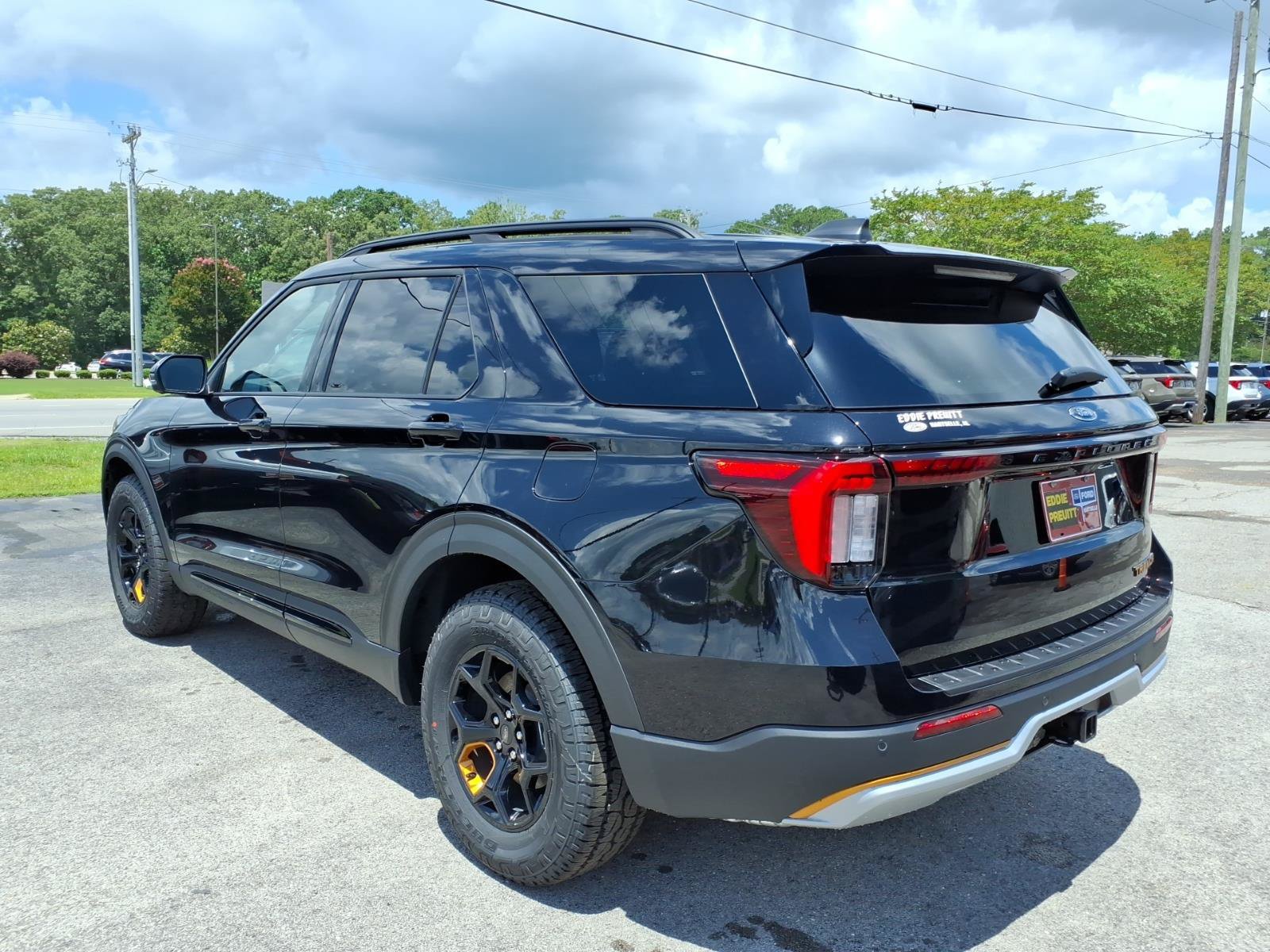 New 2026 Ford Explorer Tremor w/ Tremor Ultimate Package AWD/4WD image 3