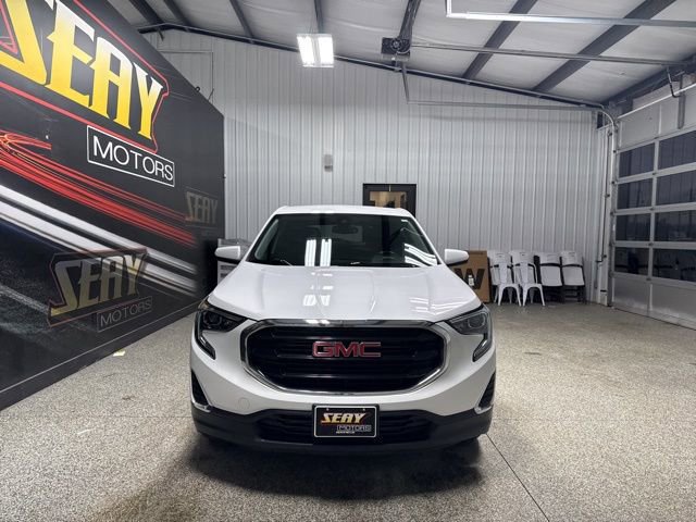 Used 2021 GMC Terrain SLE image 30