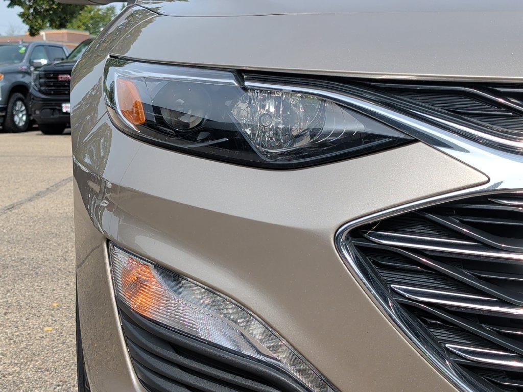 Used 2025 Chevrolet Malibu LT FWD image 42